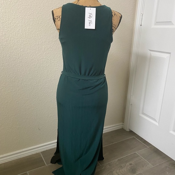 Filly Flair emerald green cocktail midi. - Picture 2 of 5